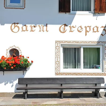 Bed & Breakfast Garni Crepaz 3*