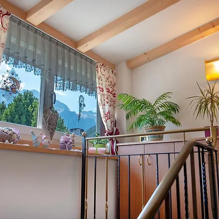 Bed & Breakfast Garni Crepaz 3*